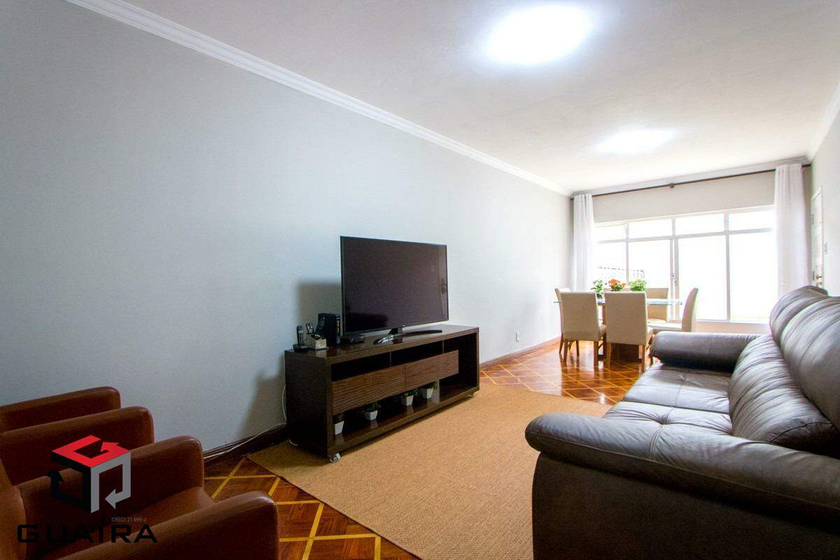 Sobrado à venda com 5 quartos, 250m² - Foto 2