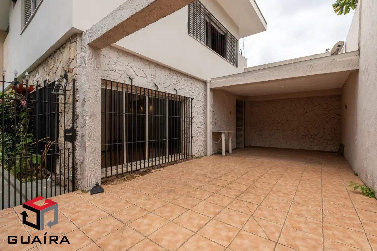 Sobrado à venda com 6 quartos, 261m² - Foto 4