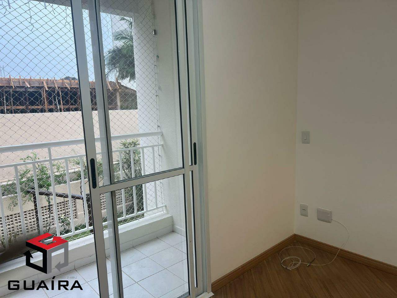 Apartamento à venda com 2 quartos, 60m² - Foto 3