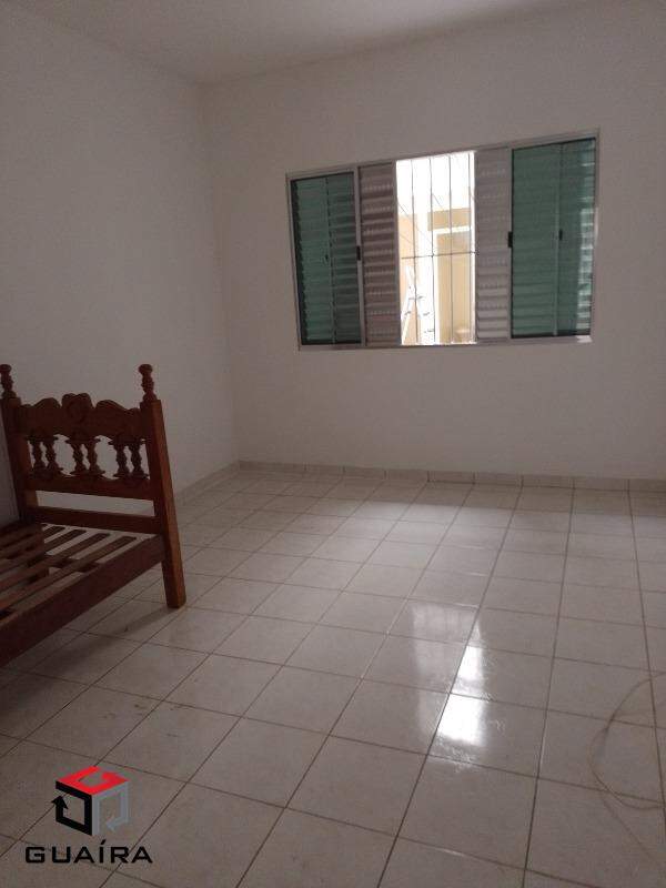 Casa para alugar com 2 quartos, 165m² - Foto 15