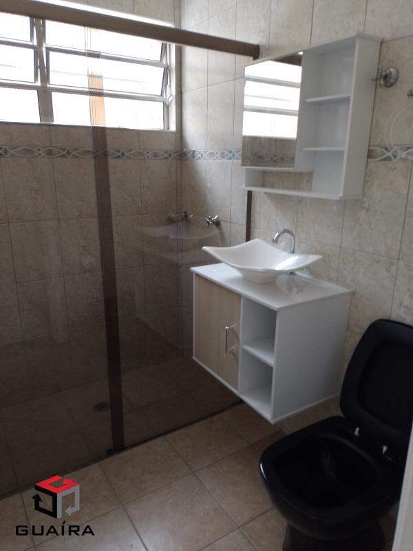 Casa para alugar com 2 quartos, 165m² - Foto 23