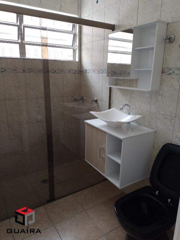 Casa para alugar com 2 quartos, 165m² - Foto 22