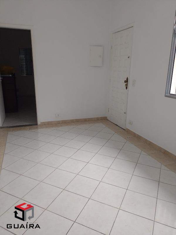 Casa para alugar com 2 quartos, 165m² - Foto 4