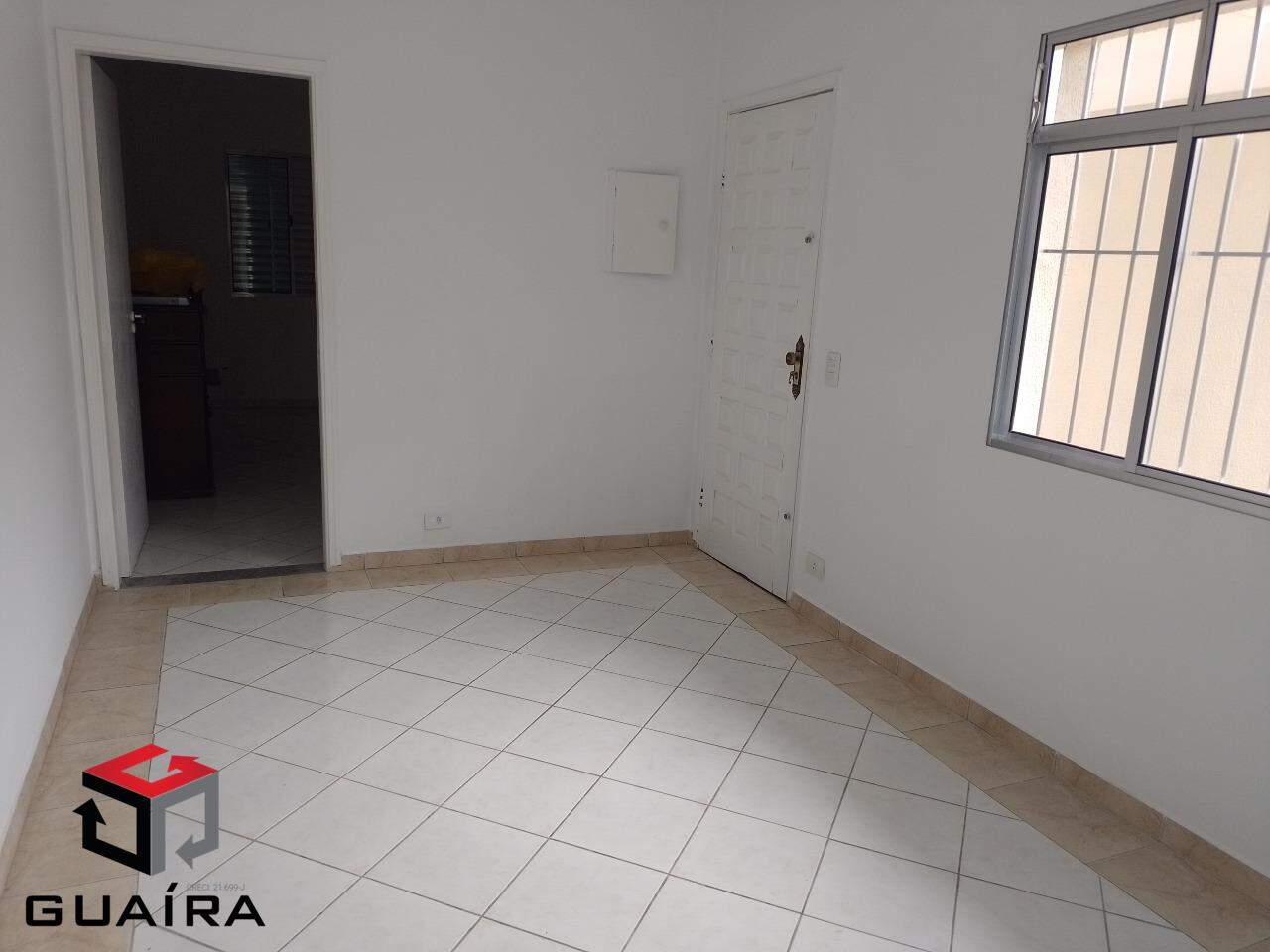 Casa para alugar com 2 quartos, 165m² - Foto 3