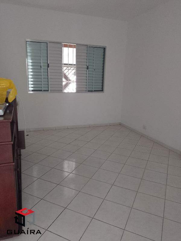 Casa para alugar com 2 quartos, 165m² - Foto 16