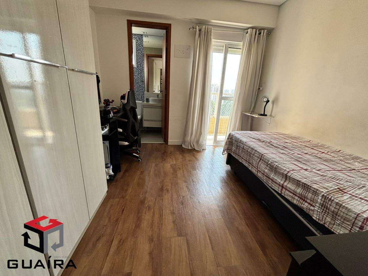 Apartamento à venda com 3 quartos, 135m² - Foto 21