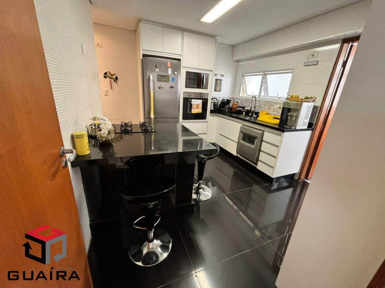 Apartamento à venda com 3 quartos, 135m² - Foto 8