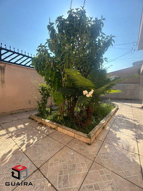Casa à venda com 3 quartos, 300m² - Foto 9