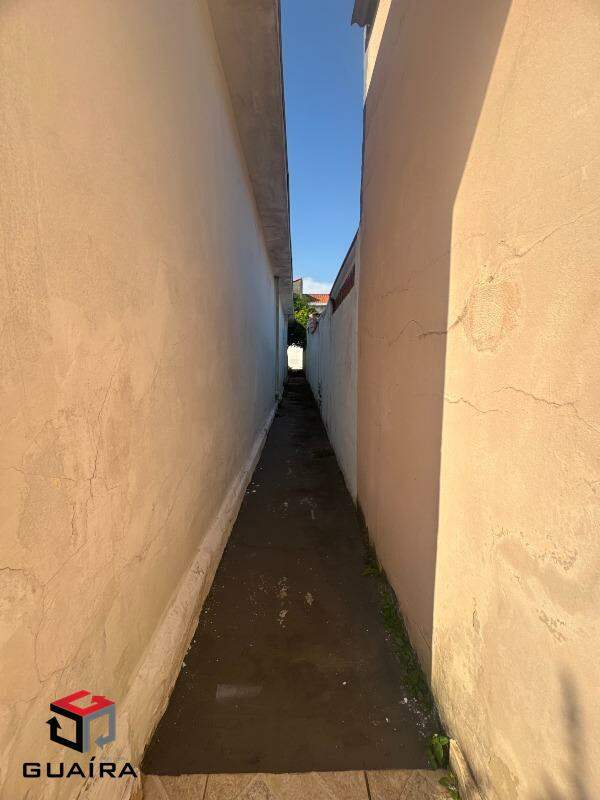 Casa à venda com 3 quartos, 300m² - Foto 34