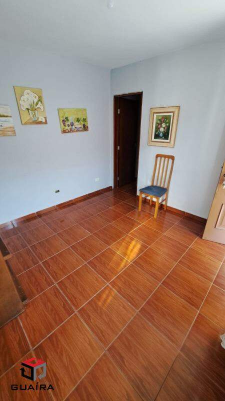 Casa para alugar com 2 quartos, 100m² - Foto 3
