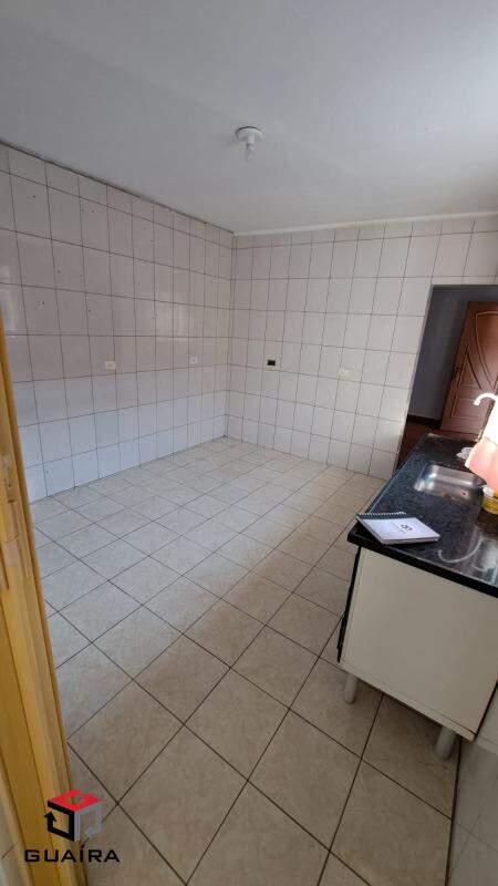 Casa para alugar com 2 quartos, 100m² - Foto 8