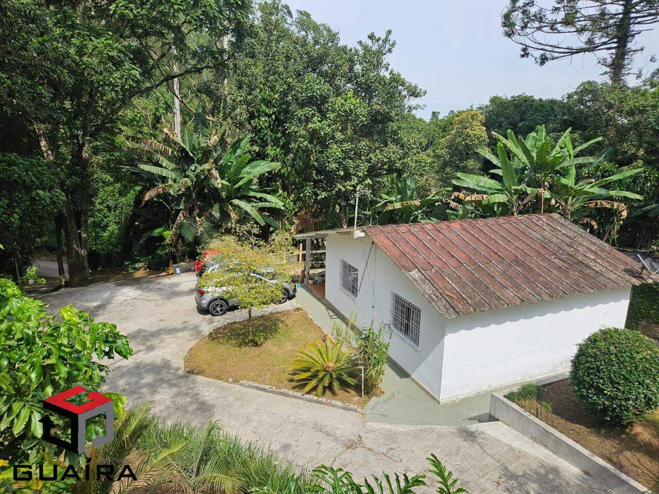 Chácara à venda com 4 quartos, 229m² - Foto 1