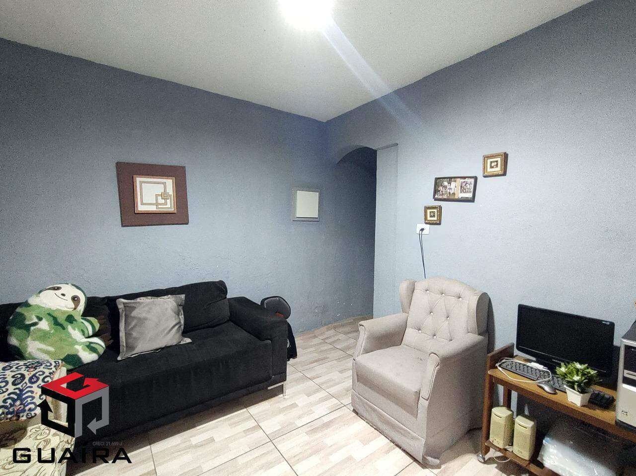 Casa à venda com 2 quartos, 127m² - Foto 1