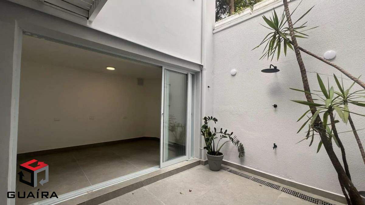 Sobrado à venda com 3 quartos, 240m² - Foto 2