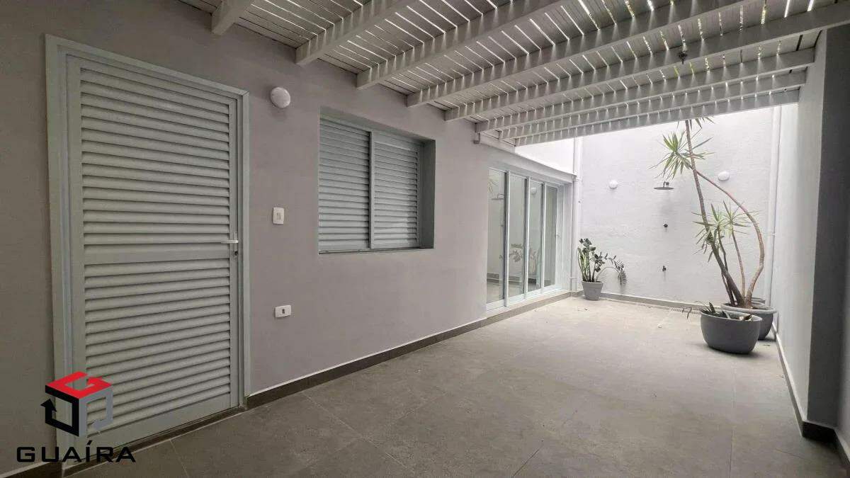 Sobrado à venda com 3 quartos, 240m² - Foto 4