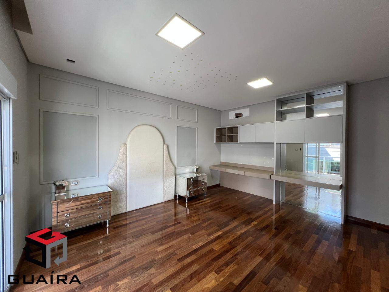 Sobrado à venda com 4 quartos, 488m² - Foto 11