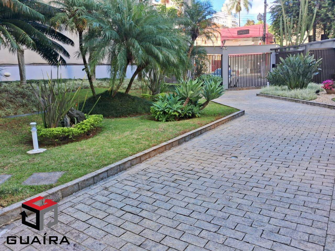 Apartamento à venda com 3 quartos, 210m² - Foto 18