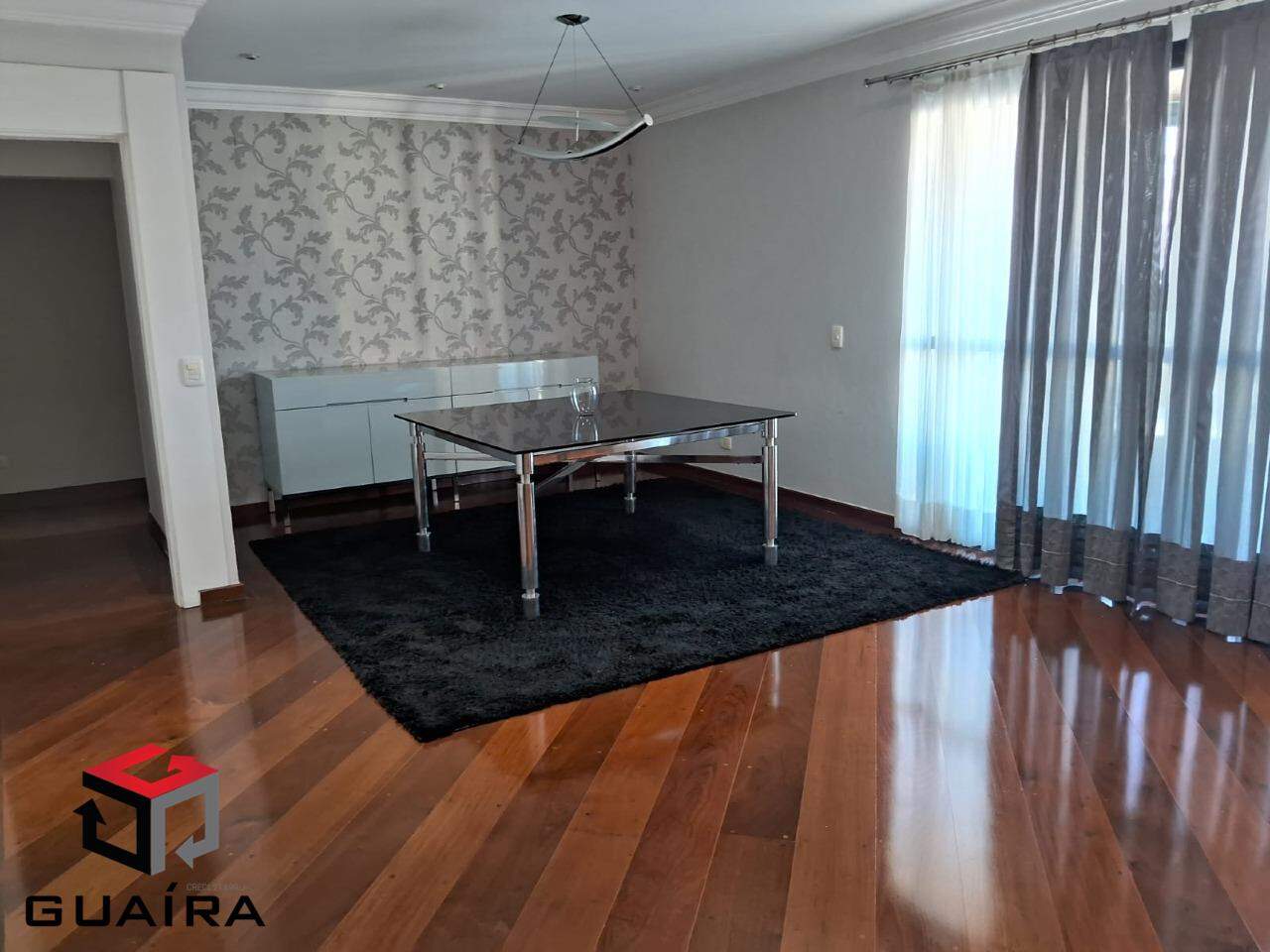 Apartamento à venda com 3 quartos, 210m² - Foto 2