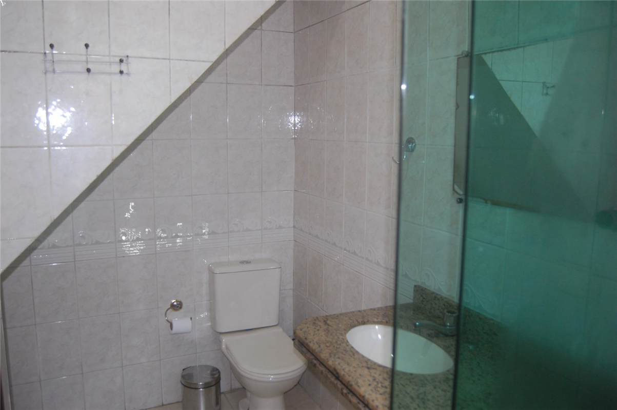 Casa para alugar com 2 quartos, 138m² - Foto 15