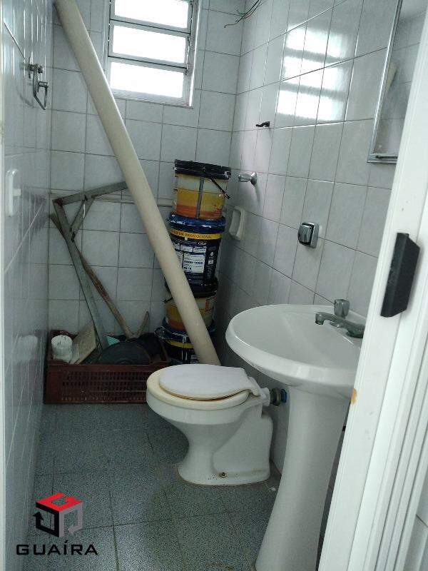 Casa para alugar com 2 quartos, 115m² - Foto 27