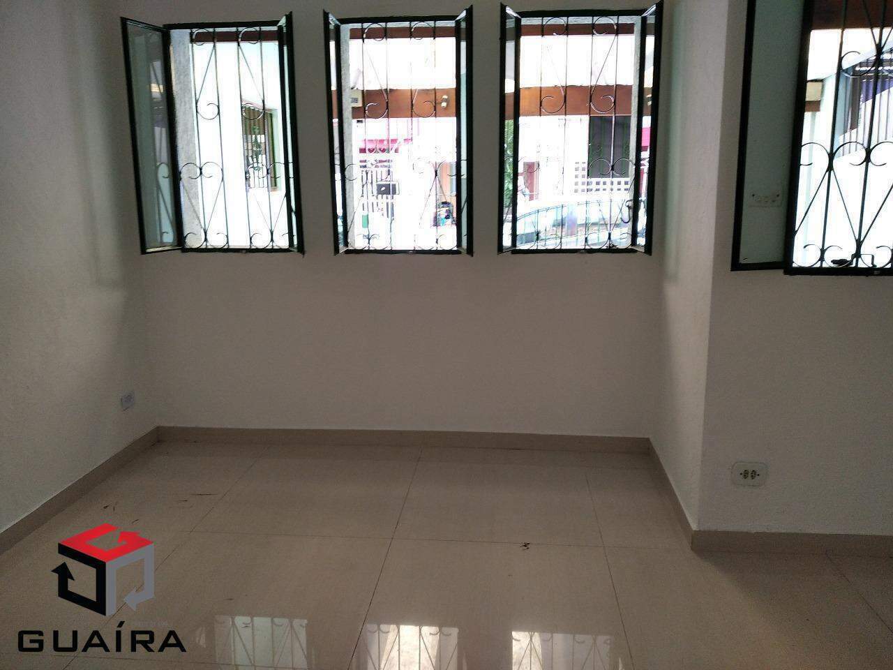 Casa para alugar com 2 quartos, 115m² - Foto 2