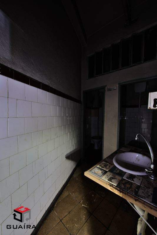 Casa Comercial à venda com 2 quartos, 144m² - Foto 13