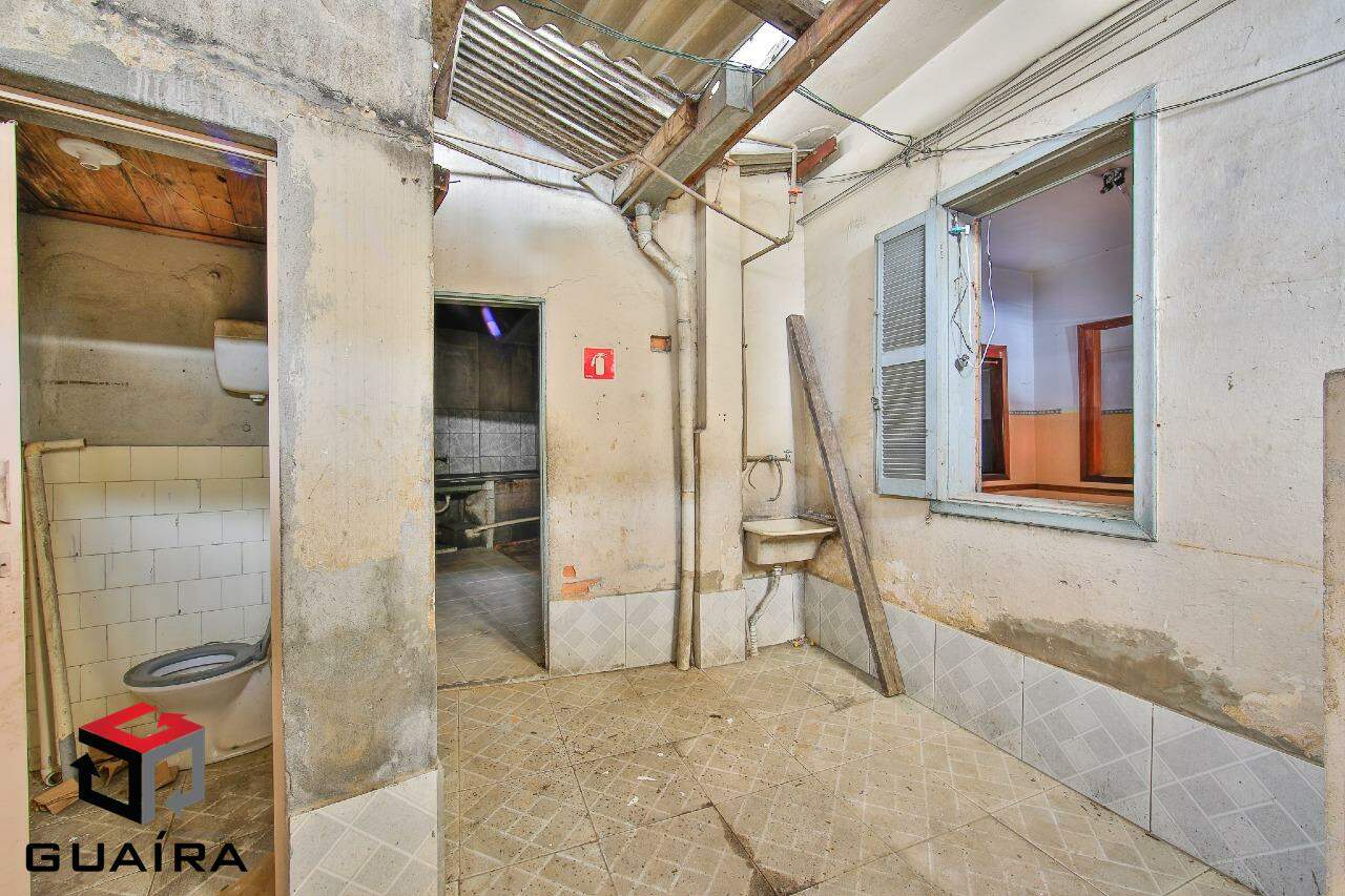 Casa Comercial à venda com 2 quartos, 144m² - Foto 12