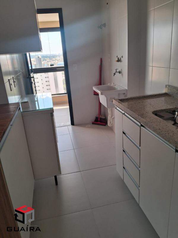 Apartamento para alugar com 3 quartos, 68m² - Foto 4