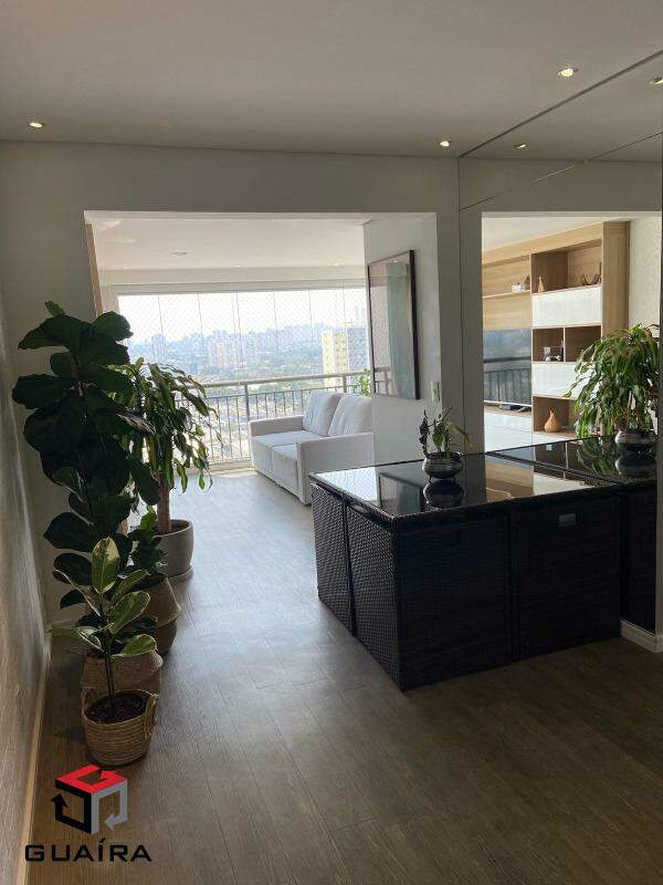 Apartamento à venda com 2 quartos, 67m² - Foto 4