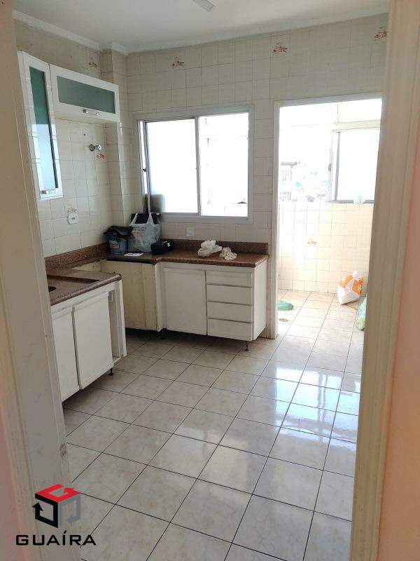 Apartamento à venda com 2 quartos, 70m² - Foto 3