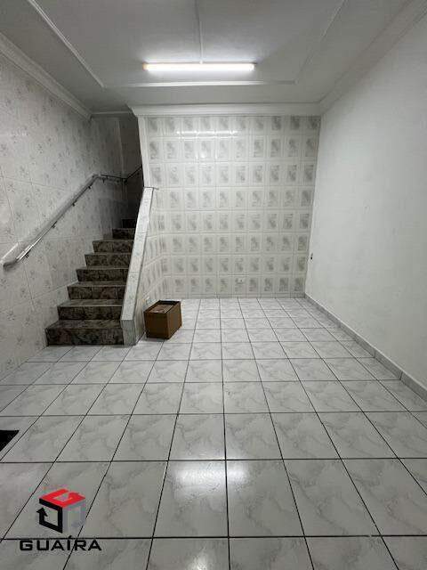 Sobrado para alugar com 3 quartos, 160m² - Foto 1