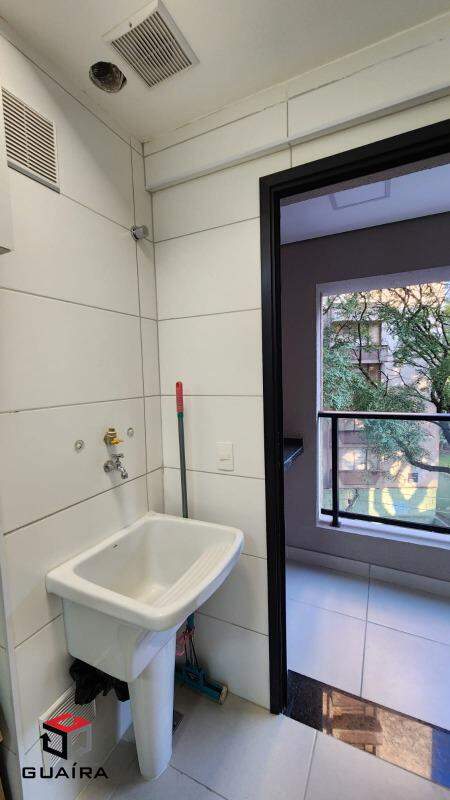 Apartamento para alugar com 2 quartos, 58m² - Foto 11