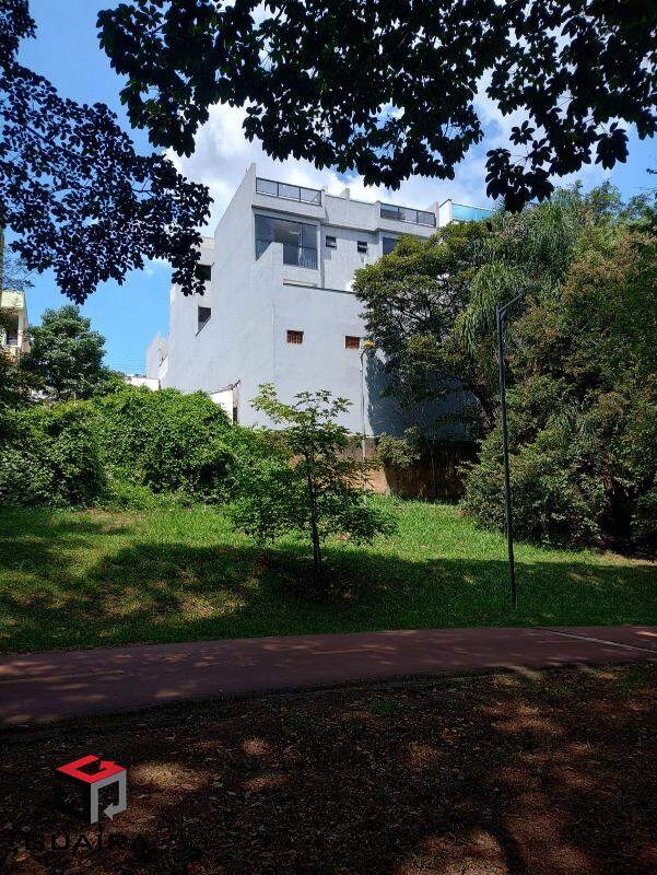 Apartamento à venda com 3 quartos, 106m² - Foto 13