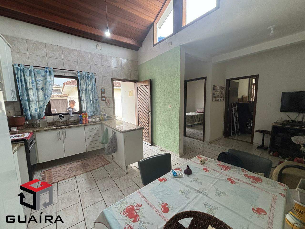 Casa à venda com 5 quartos, 204m² - Foto 32