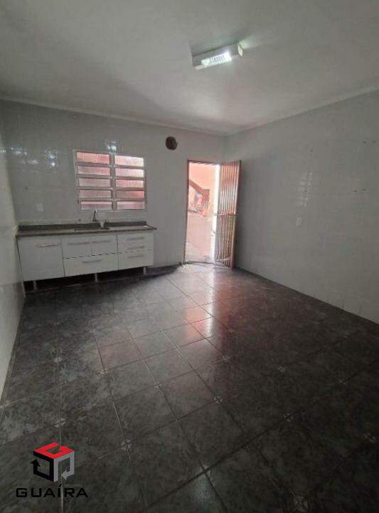 Sobrado à venda com 2 quartos, 126m² - Foto 4