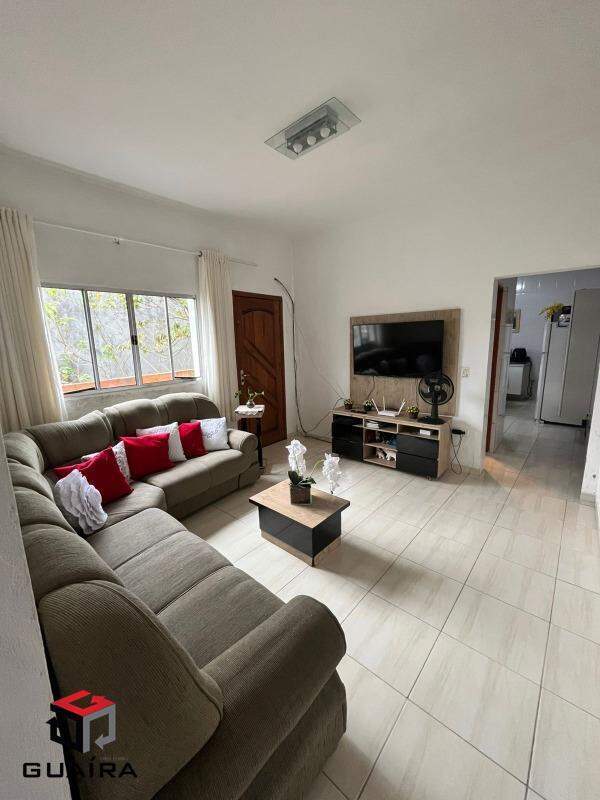 Sobrado à venda com 3 quartos, 127m² - Foto 1