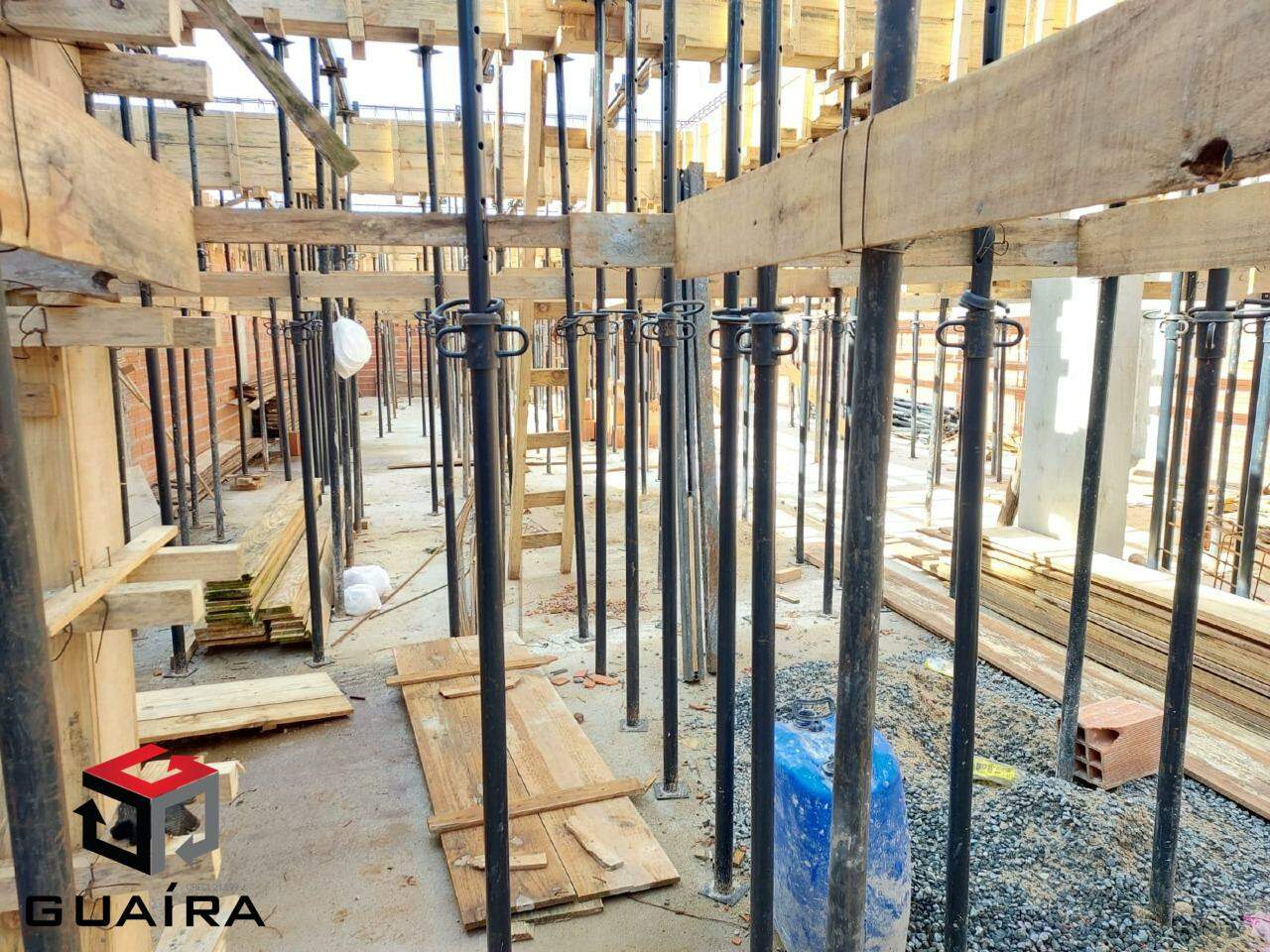 Cobertura à venda com 3 quartos, 134m² - Foto 3