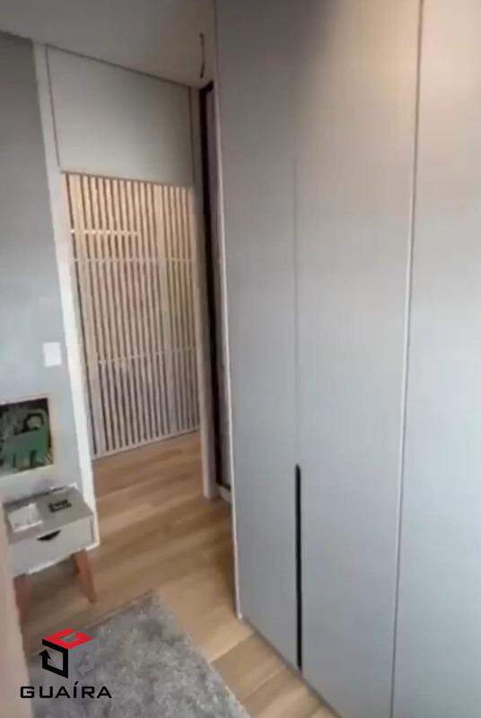 Apartamento à venda com 2 quartos, 40m² - Foto 17