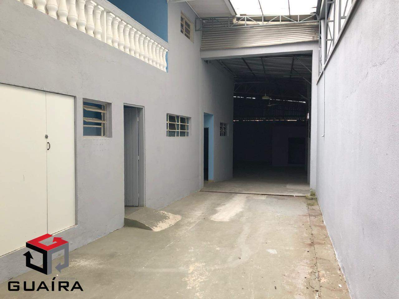 Casa Comercial à venda com 5 quartos, 500m² - Foto 1