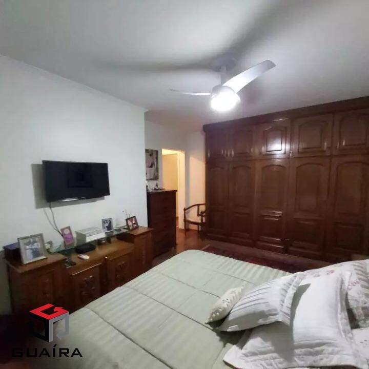 Sobrado para alugar com 3 quartos, 262m² - Foto 18