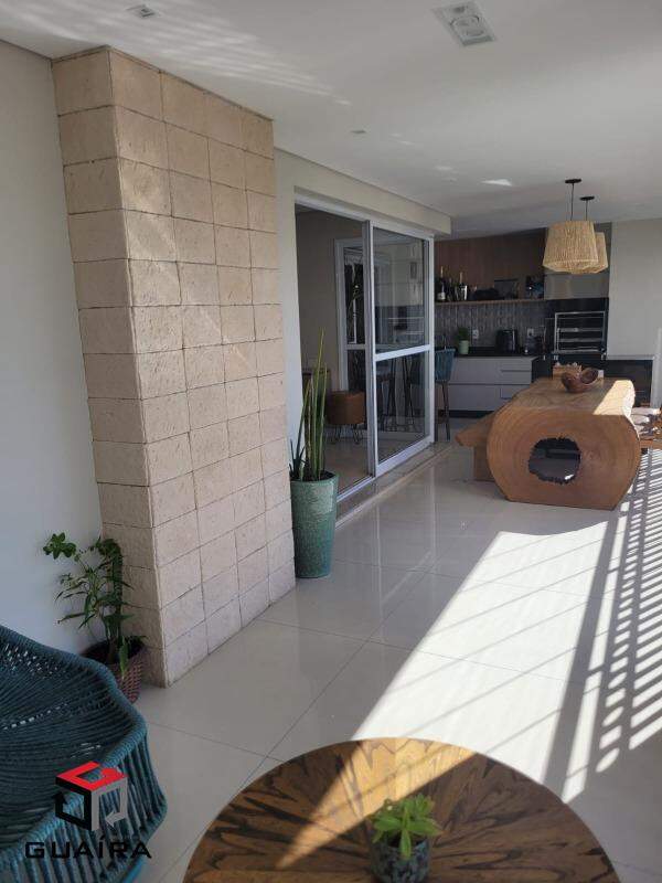 Apartamento para alugar com 3 quartos, 180m² - Foto 3