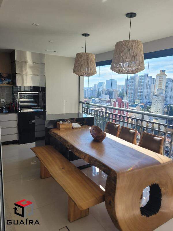 Apartamento para alugar com 3 quartos, 180m² - Foto 4