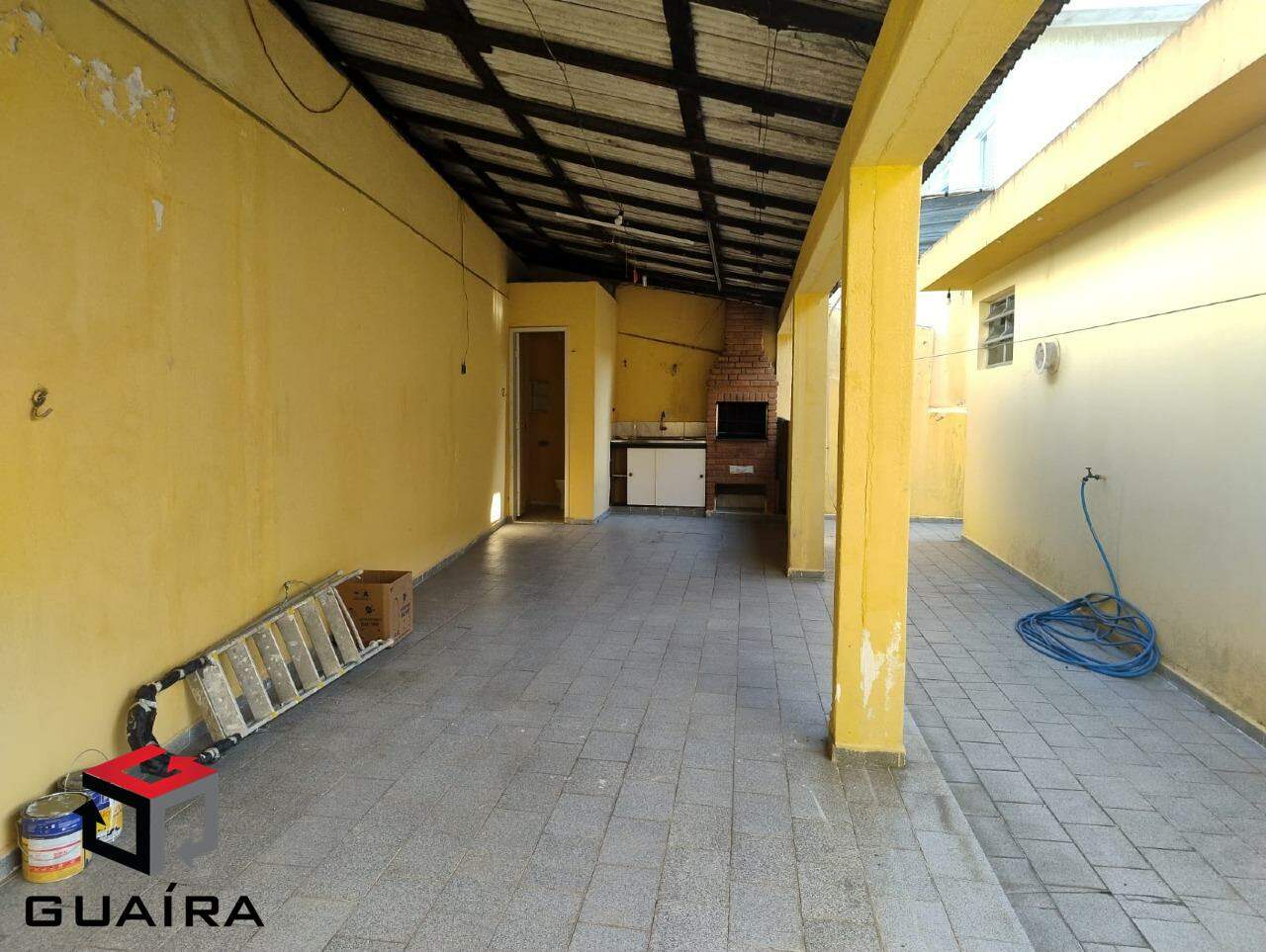 Casa para alugar com 3 quartos, 199m² - Foto 28