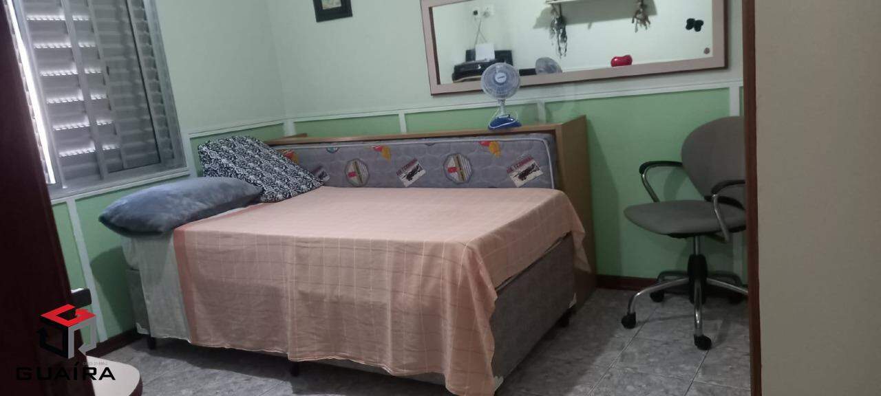 Sobrado à venda com 3 quartos, 226m² - Foto 11