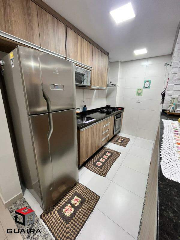 Apartamento à venda com 2 quartos, 64m² - Foto 2