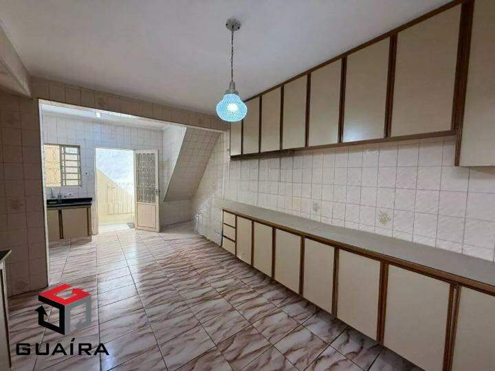 Casa para alugar com 3 quartos, 136m² - Foto 5