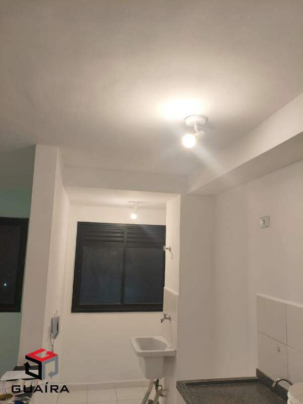 Apartamento para alugar com 2 quartos, 42m² - Foto 4