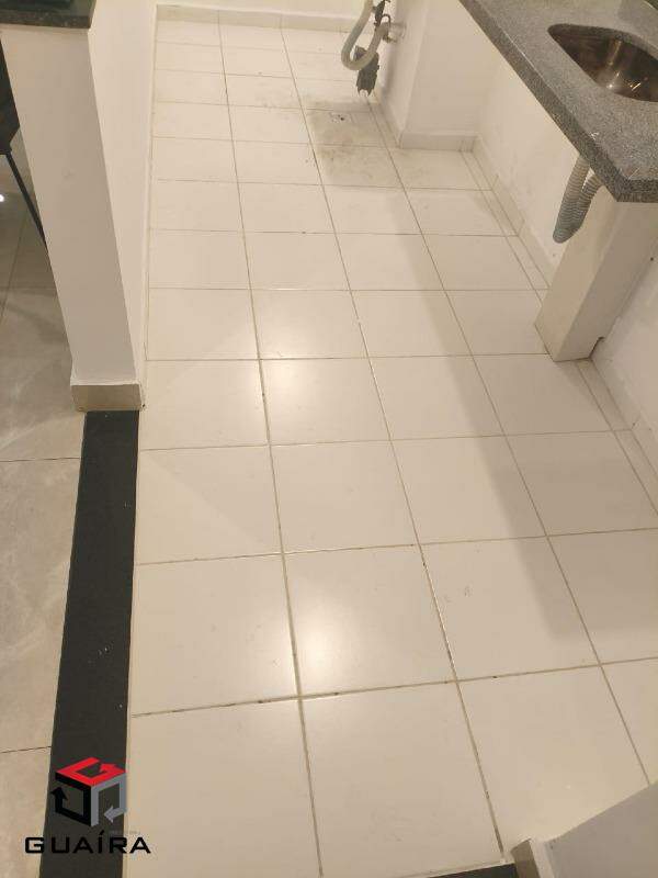 Apartamento para alugar com 2 quartos, 42m² - Foto 3