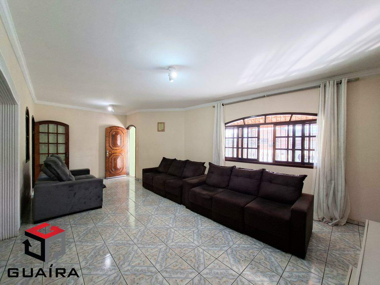 Sobrado para alugar com 3 quartos, 216m² - Foto 2