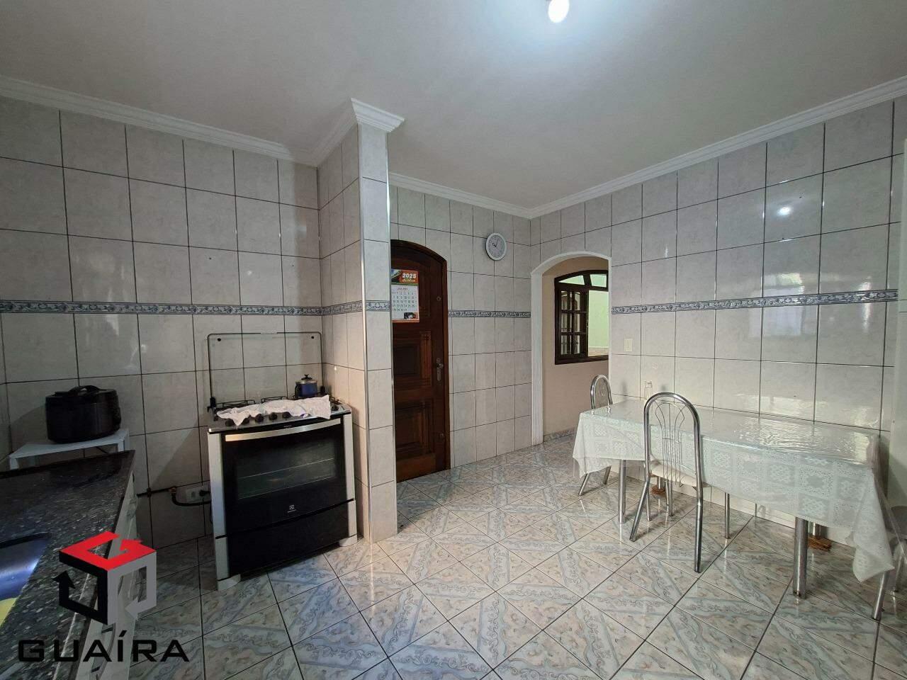Sobrado para alugar com 3 quartos, 216m² - Foto 13